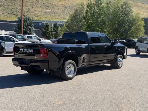 Used 2025 RAM 3500 Longhorn AWD/4WD image 9