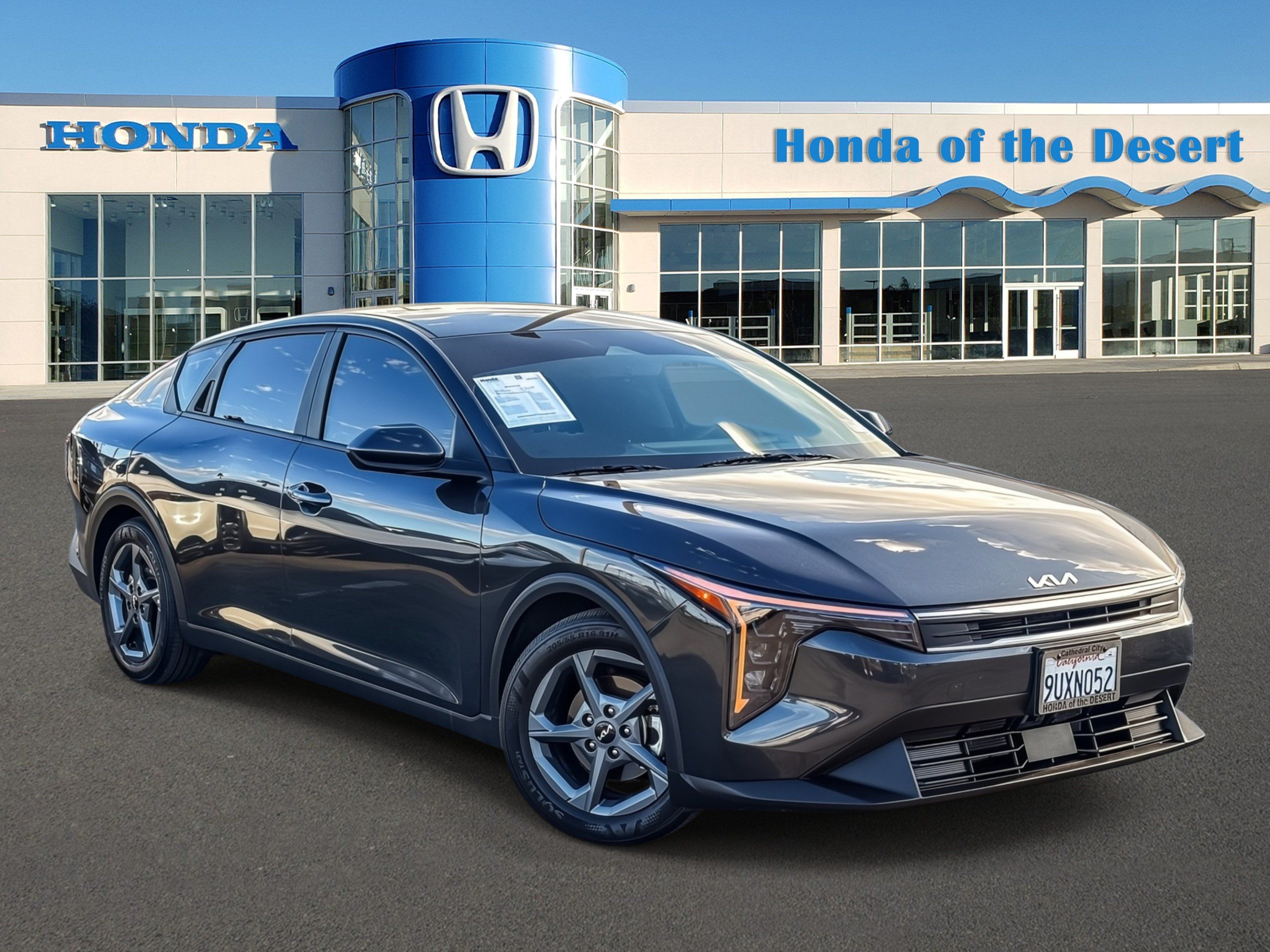 Used 2025 Kia K4 FWD image 1