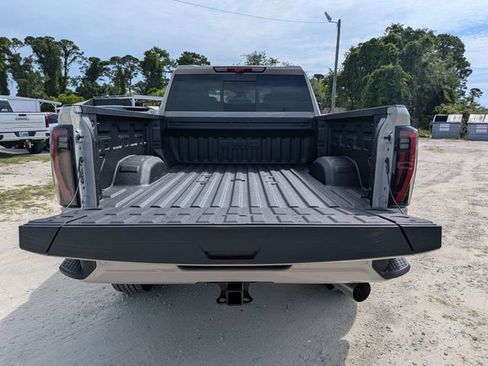New 2026 GMC Sierra 2500 AT4 w/ AT4 Premium Plus Package AWD/4WD image 13