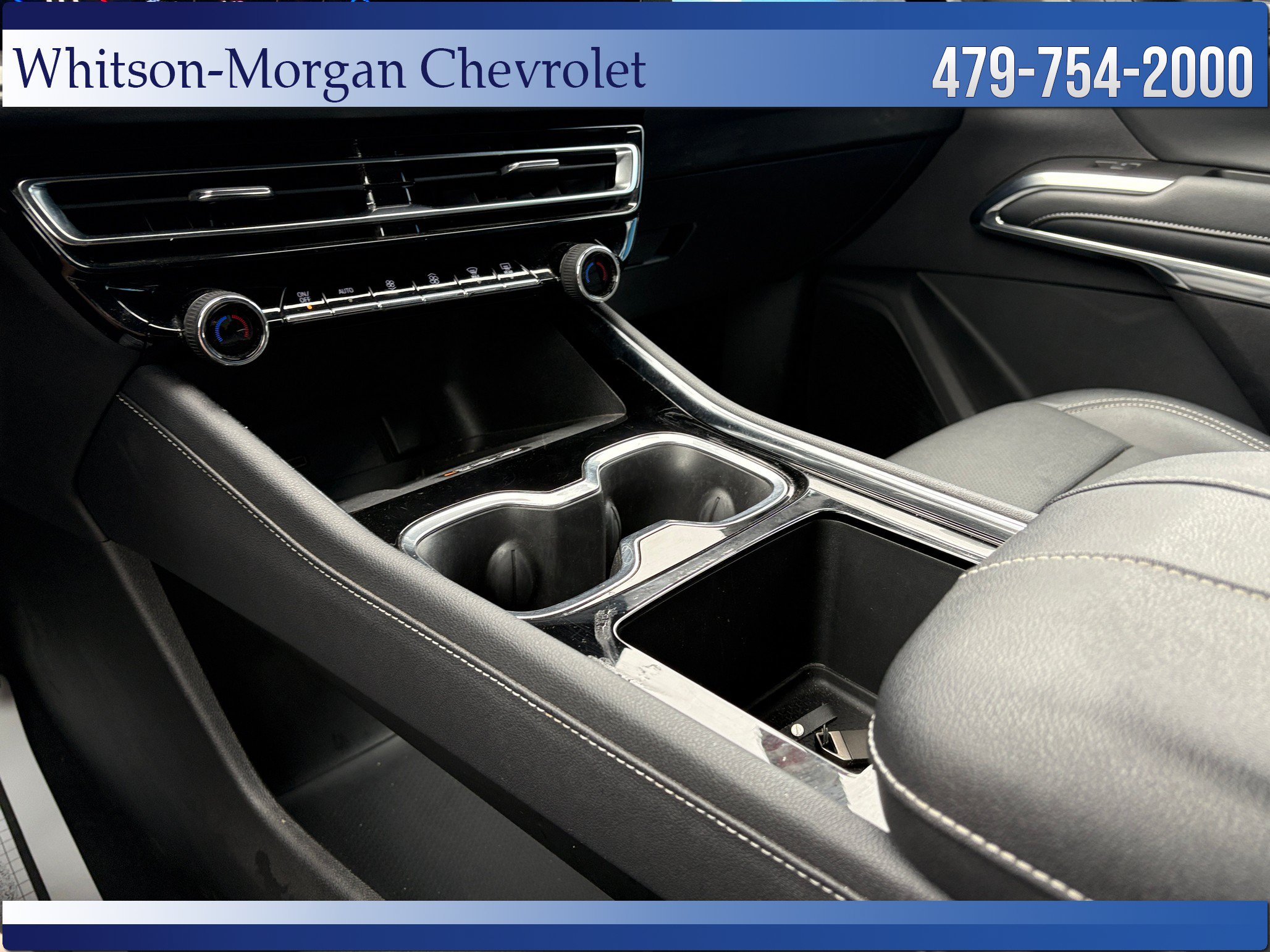 Used 2025 Chevrolet Traverse LT FWD image 27