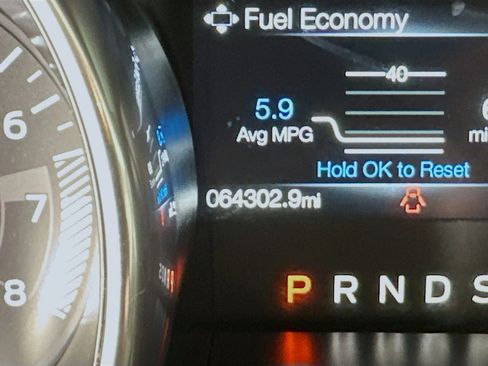 Used 2020 Ford Mustang Premium image 19