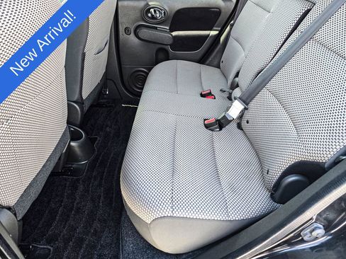 Used 2011 Nissan Cube 1.8 S Krom Edition w/ Interior Designer Pkg FWD image 11