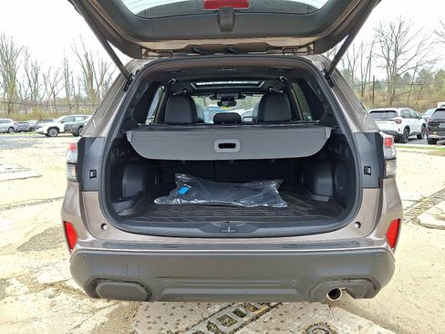 Certified 2025 Subaru Forester Touring w/ Touring Package AWD/4WD image 44