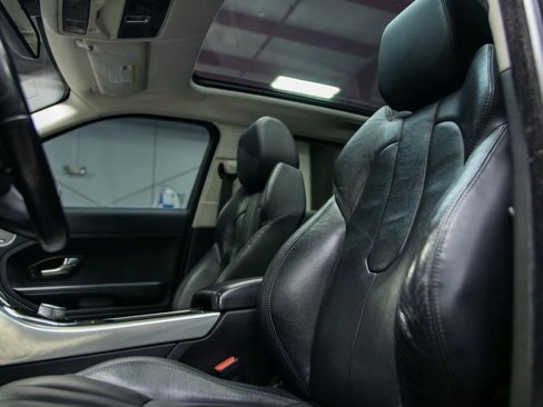 Used 2013 Land Rover Range Rover Evoque Pure Plus image 23