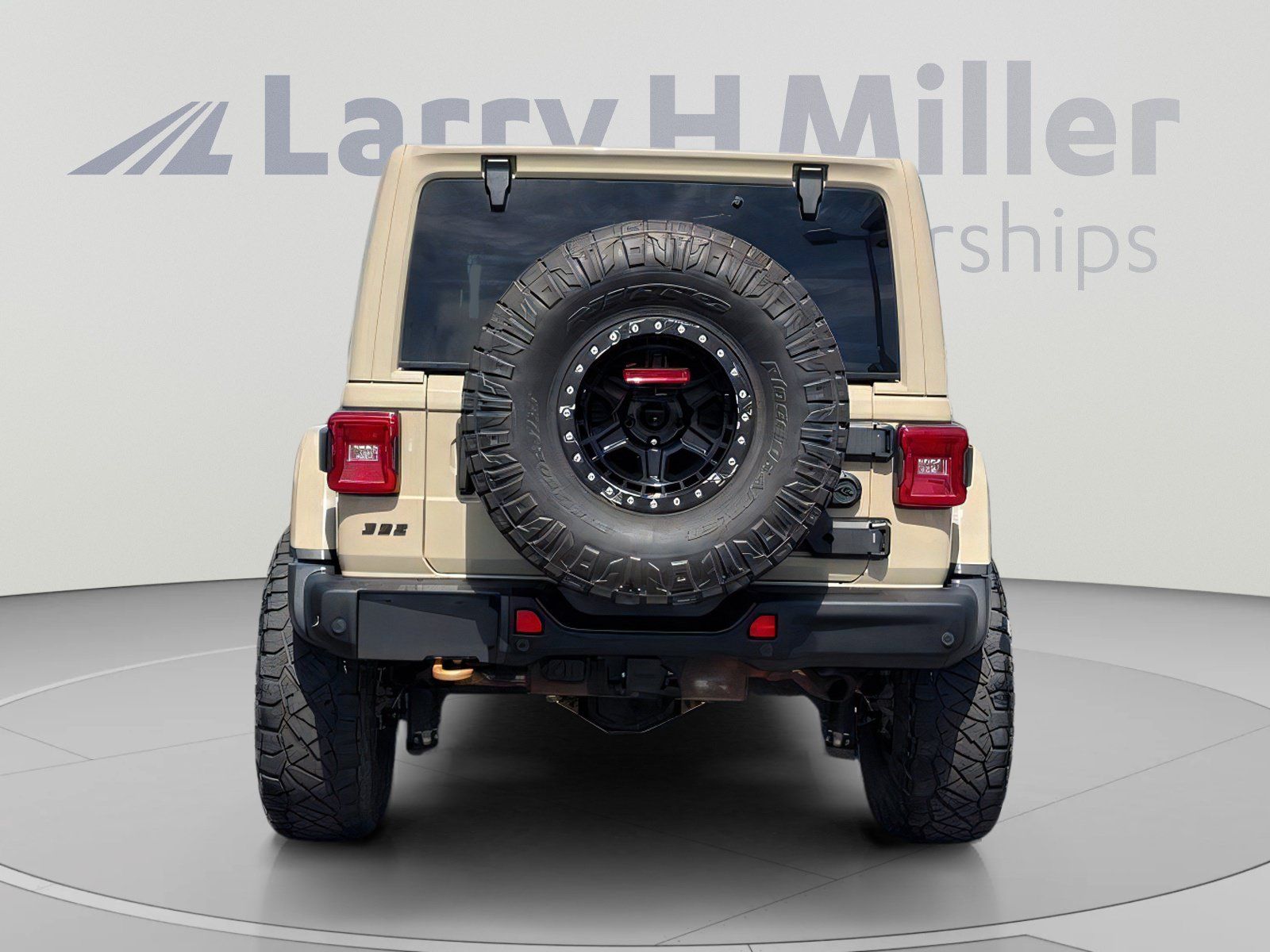 Used 2022 Jeep Wrangler Unlimited Rubicon w/ Trailer Tow Package AWD/4WD image 6