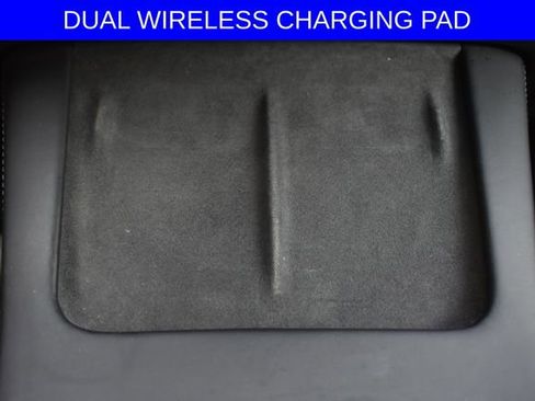 Used 2022 Tesla Model Y Long Range AWD/4WD image 29
