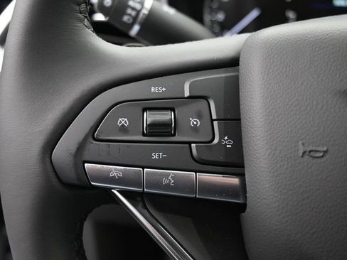 New 2025 Cadillac XT6 Luxury image 28