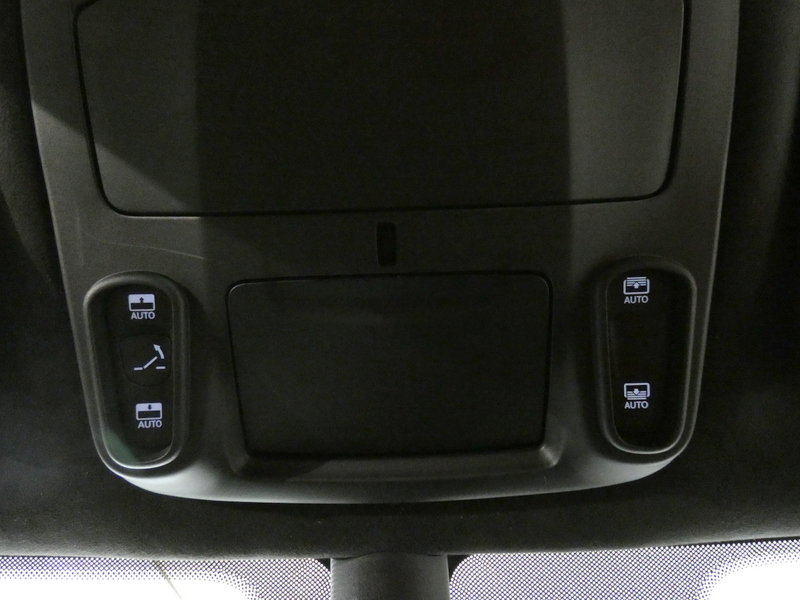 Used 2025 Chrysler Pacifica Pinnacle FWD image 22