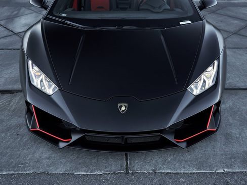 Used 2024 Lamborghini Huracan EVO image 17