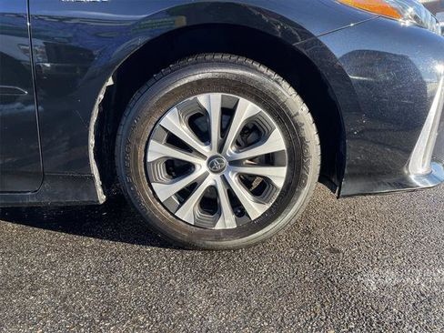 Certified 2022 Toyota Prius Prime XLE image 11