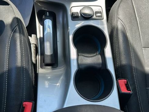 Used 2014 Ford C-MAX Energi SEL w/ Equipment Group 302A FWD image 22
