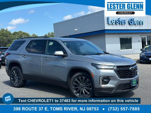 Certified 2023 Chevrolet Traverse RS w/ LPO, Floor Liner Package AWD/4WD image 1