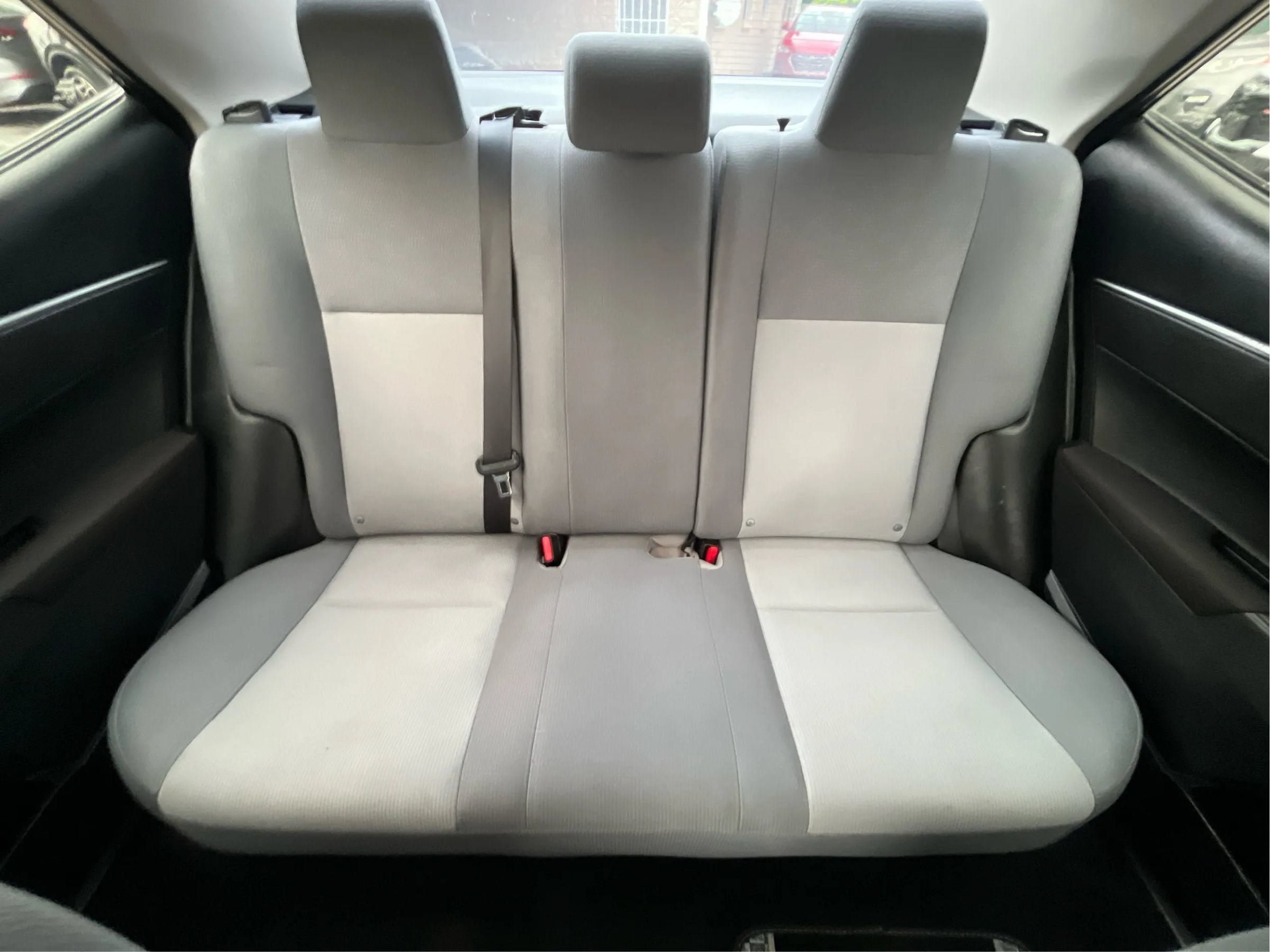 Used 2016 Toyota Corolla L FWD image 14