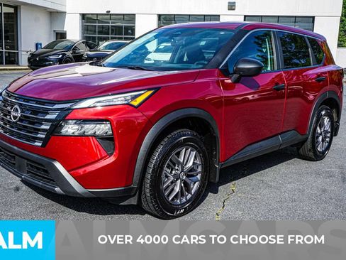 Used 2024 Nissan Rogue S AWD/4WD image 3
