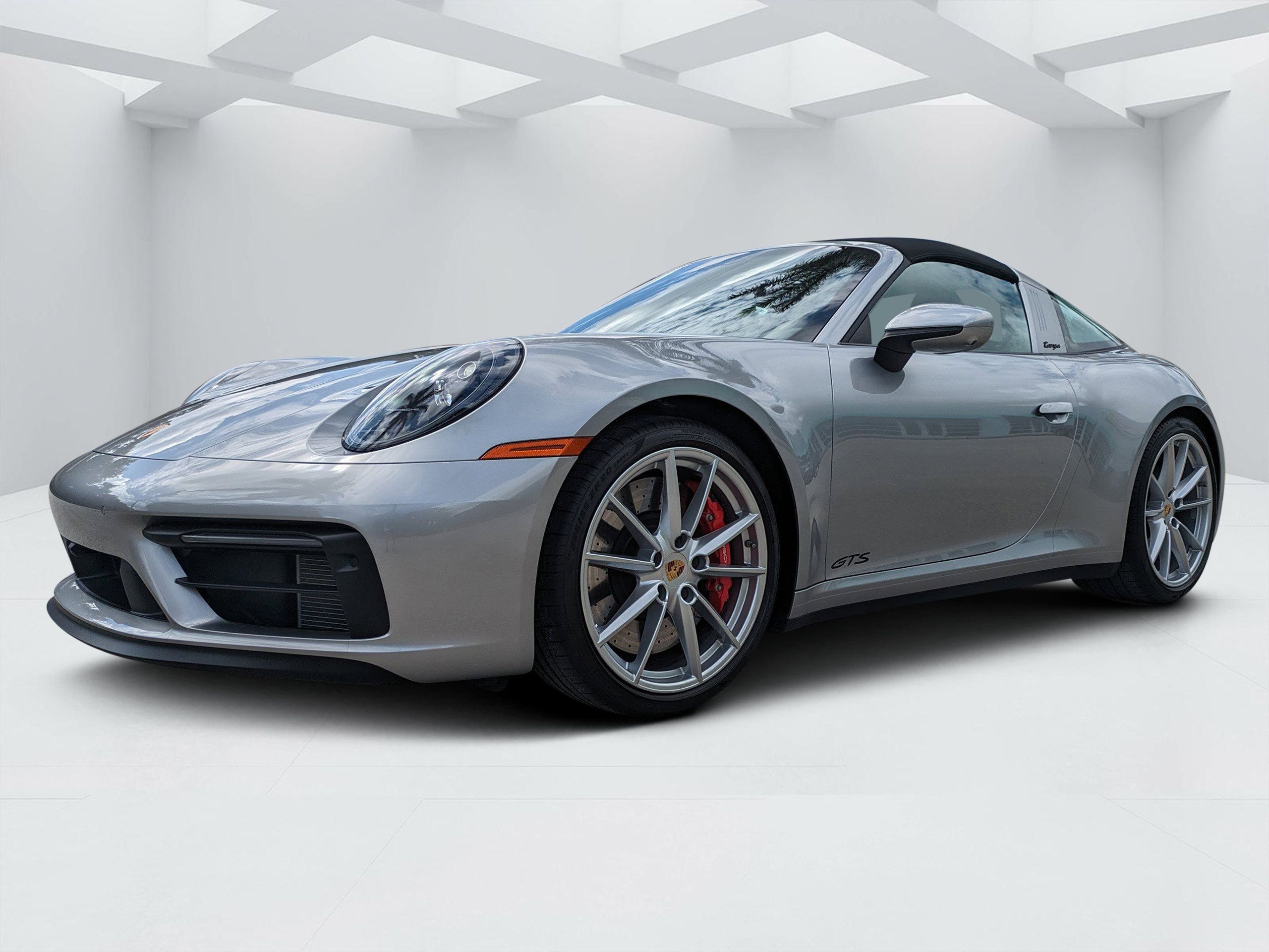 Used 2022 Porsche 911 Targa 4 GTS AWD/4WD image 7