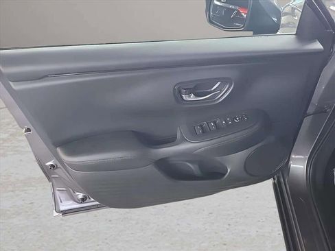 Used 2025 Honda HR-V LX image 14