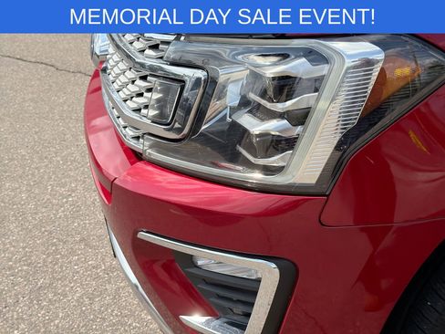 Used 2018 Ford Expedition Platinum AWD/4WD image 13