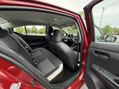 Used 2020 Nissan Versa SV FWD image 14