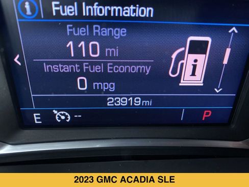 Certified 2023 GMC Acadia SLE w/ Driver Convenience Package FWD image 4