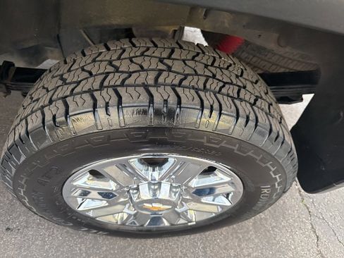 Used 2021 Chevrolet Silverado 2500 High Country w/ Technology Package image 13