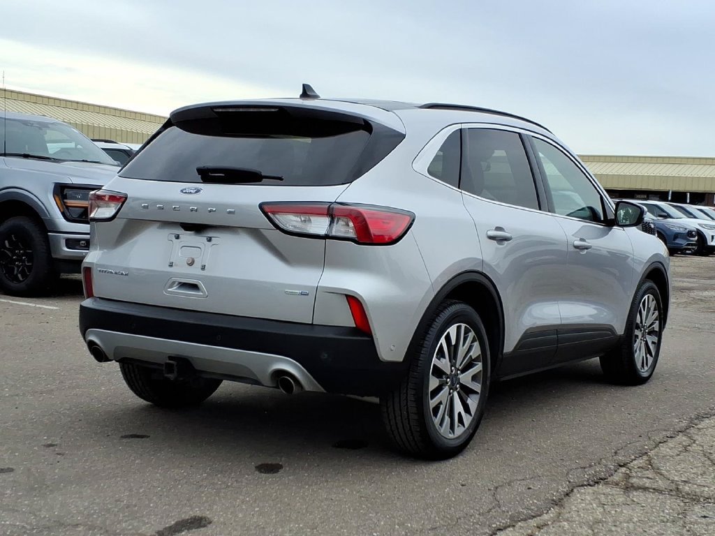 Certified 2020 Ford Escape Titanium AWD/4WD image 5