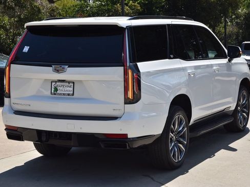Used 2021 Cadillac Escalade Sport Platinum AWD/4WD image 8