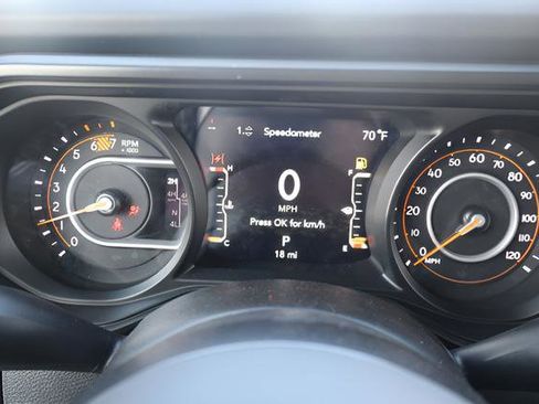 New 2026 Jeep Wrangler Unlimited Rubicon AWD/4WD image 19