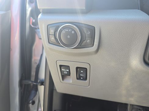 Used 2020 Ford F150 XLT w/ Equipment Group 302A Luxury RWD image 28