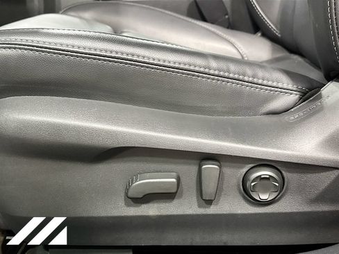 Used 2023 Subaru Outback Limited XT AWD/4WD image 22