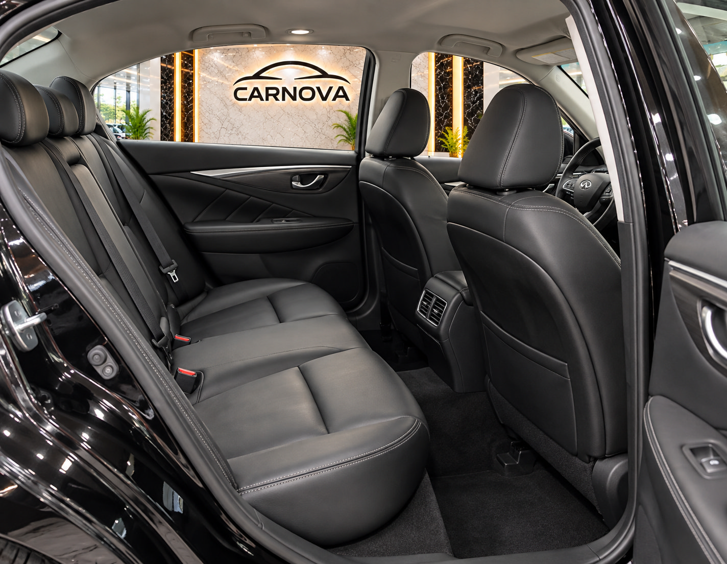 Used 2018 INFINITI Q50 Luxe RWD image 12