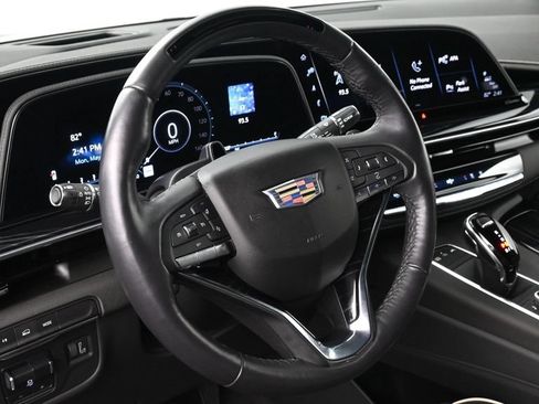 Used 2023 Cadillac Escalade Sport w/ LPO, ONYX Package AWD/4WD image 11