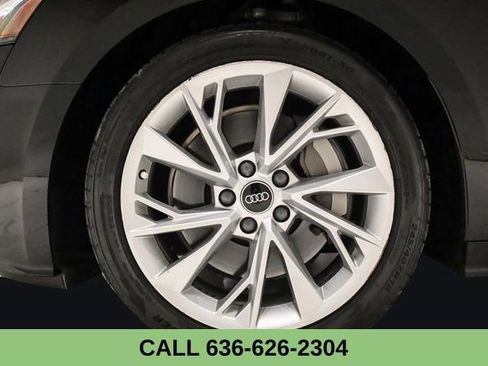Used 2022 Audi A5 2.0T Premium image 9