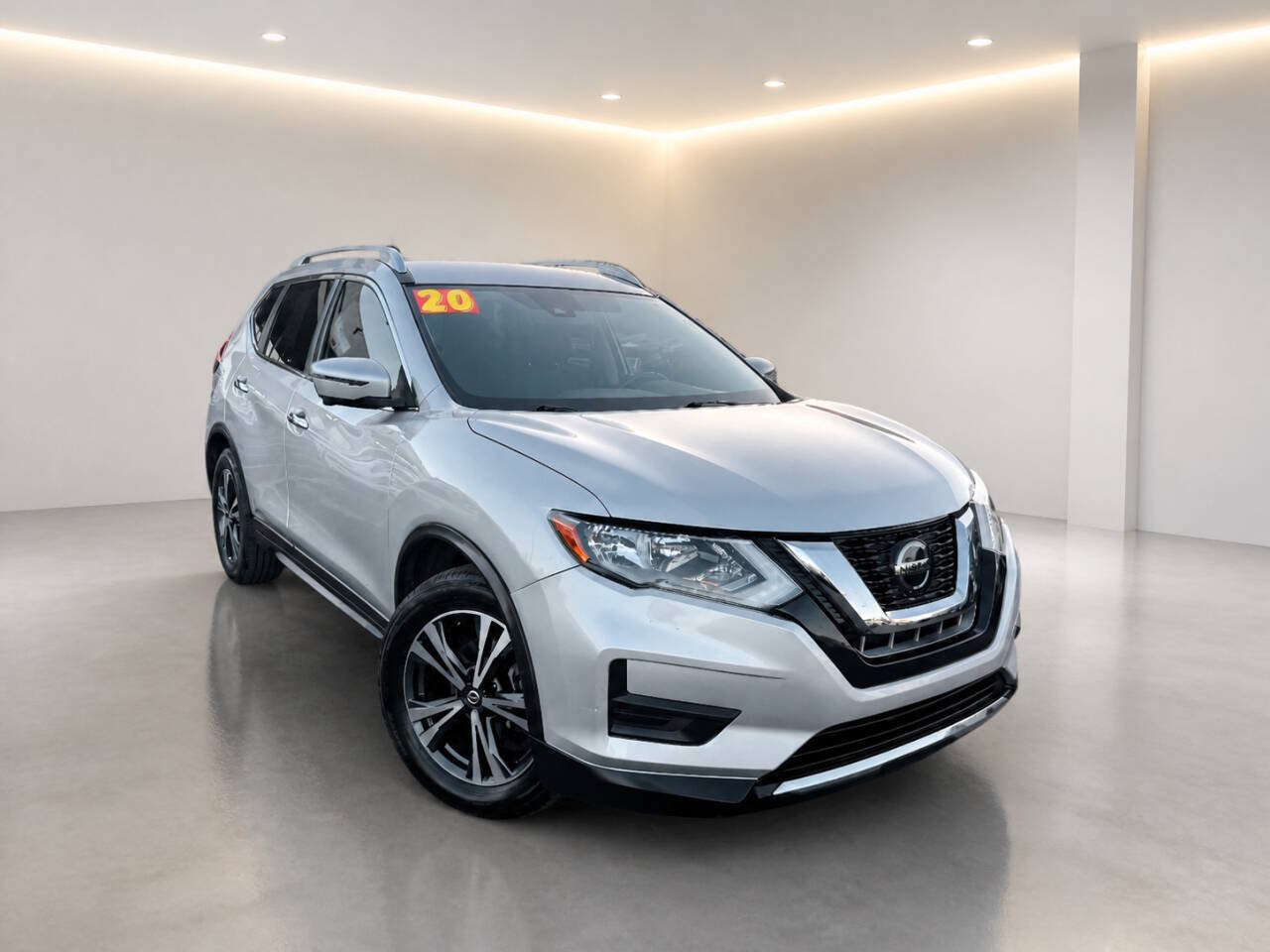 Used 2020 Nissan Rogue SV w/ Premium Package FWD image 1