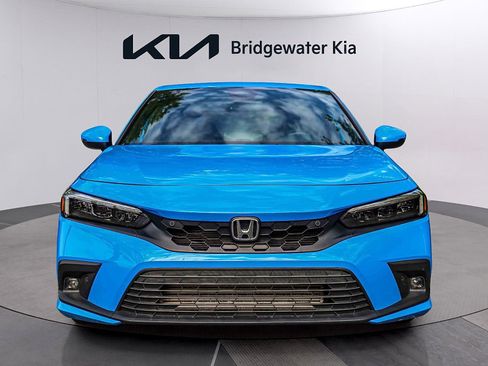 Used 2022 Honda Civic Sport Touring image 2