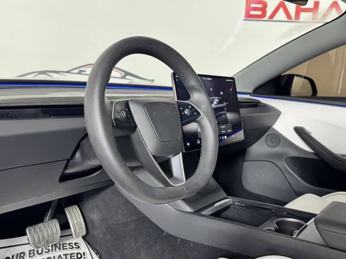 Used 2024 Tesla Model 3 Performance AWD/4WD image 11
