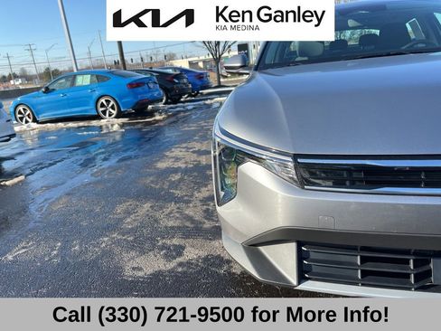 Certified 2025 Kia K4 EX image 18