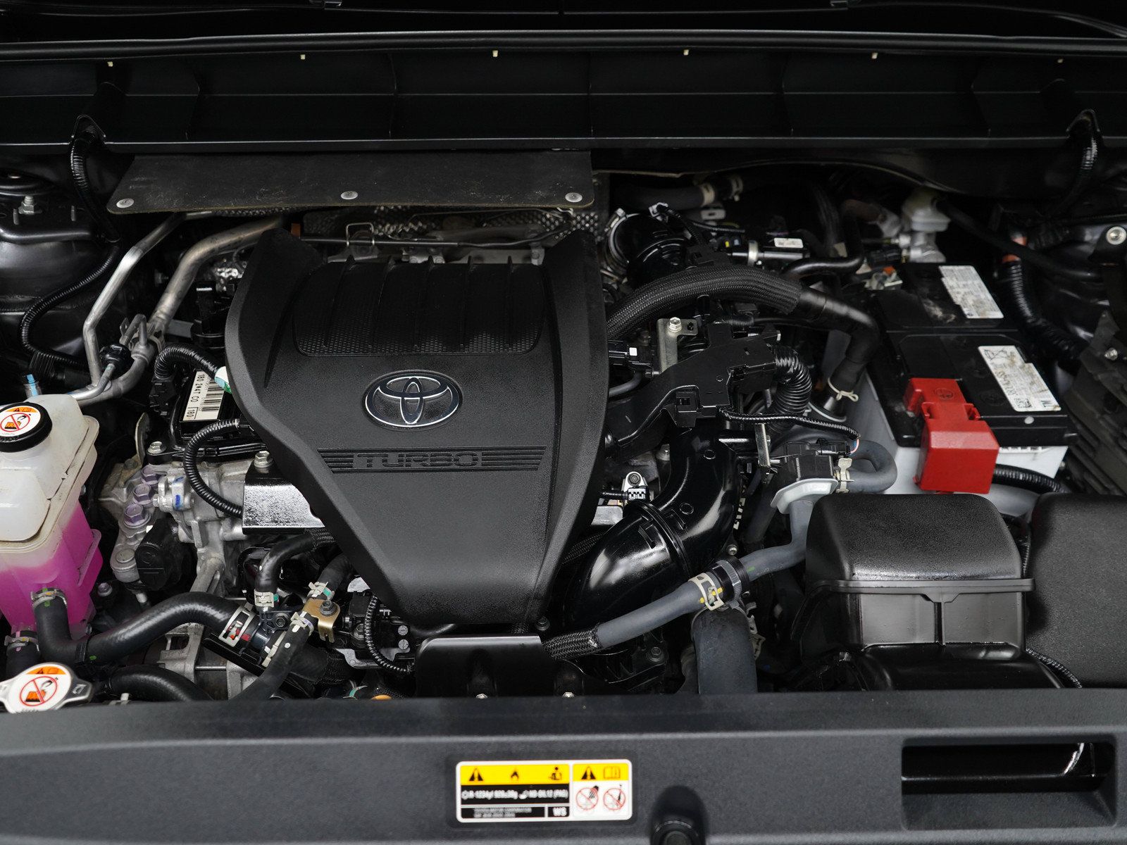 Used 2024 Toyota Highlander Limited AWD/4WD image 33