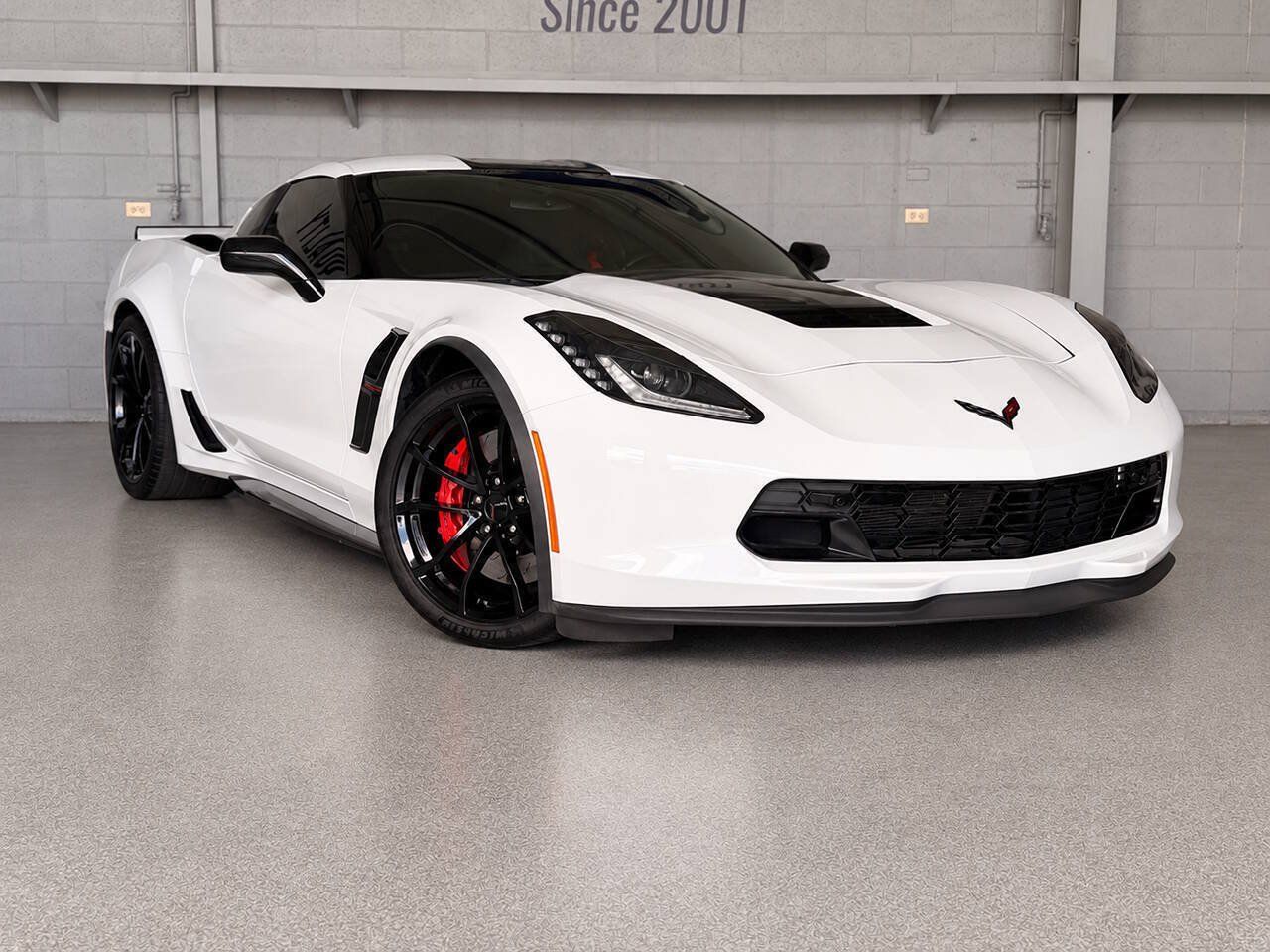 Used 2017 Chevrolet Corvette Grand Sport RWD image 2