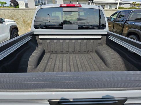 New 2025 Nissan Frontier PRO-4X w/ Pro Premium Package image 7