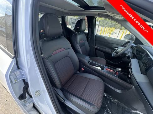 New 2025 Nissan Kicks SR w/ SR Premium Package AWD/4WD image 24