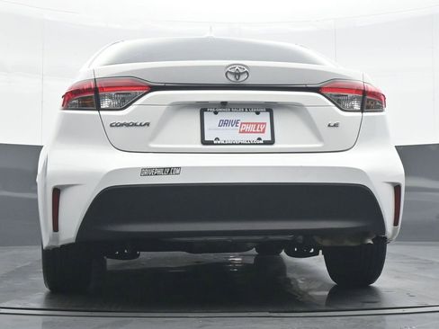 Used 2024 Toyota Corolla LE FWD image 33