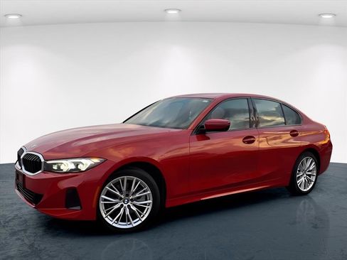 Used 2023 BMW 330i xDrive Sedan image 2