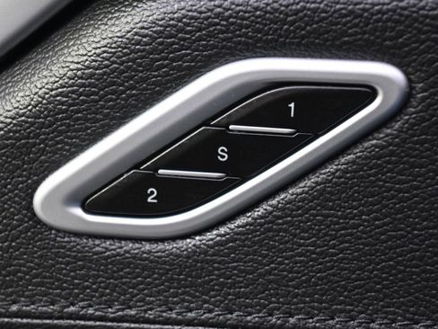 Used 2021 Maserati Levante GranSport image 28