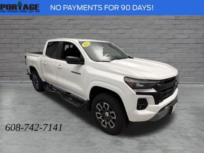 Used 2024 Chevrolet Colorado Z71 w/ Z71 Convenience Package 2