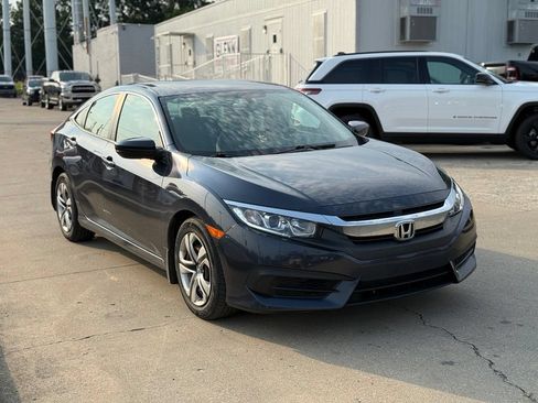 Used 2017 Honda Civic LX image 4