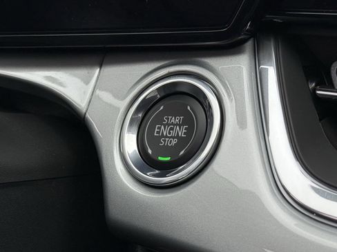 New 2026 Chevrolet Trax LT image 18