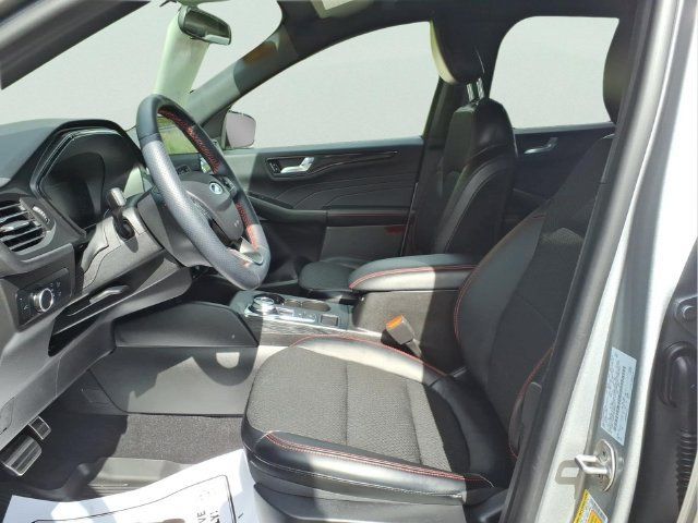 Certified 2024 Ford Escape ST-Line w/ Tech Pack #1 AWD/4WD image 12