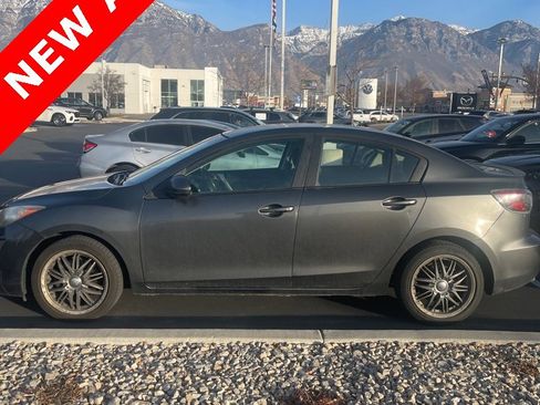 Used 2011 MAZDA MAZDA3 s Sport image 3