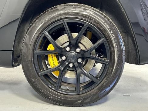Used 2018 Jeep Grand Cherokee Trackhawk AWD/4WD image 45