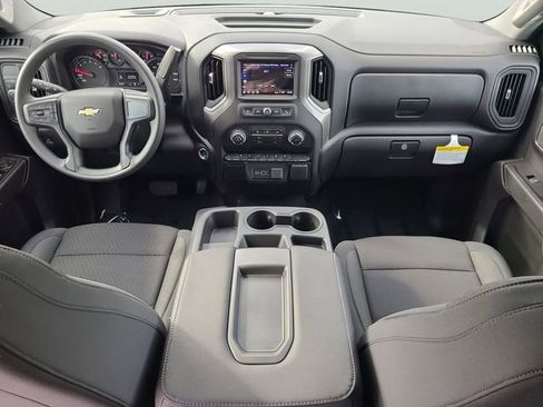 New 2026 Chevrolet Silverado 1500 Custom RWD image 15